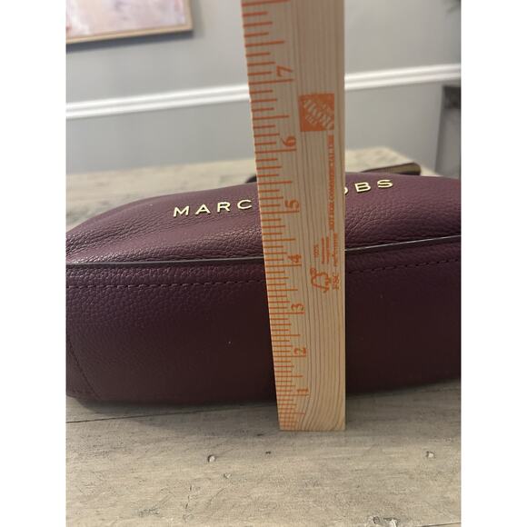 Marc Jacobs The Groove Hobo Large Fold Over Bag Burgundy Pebbled Leather - Picture 7 of 13